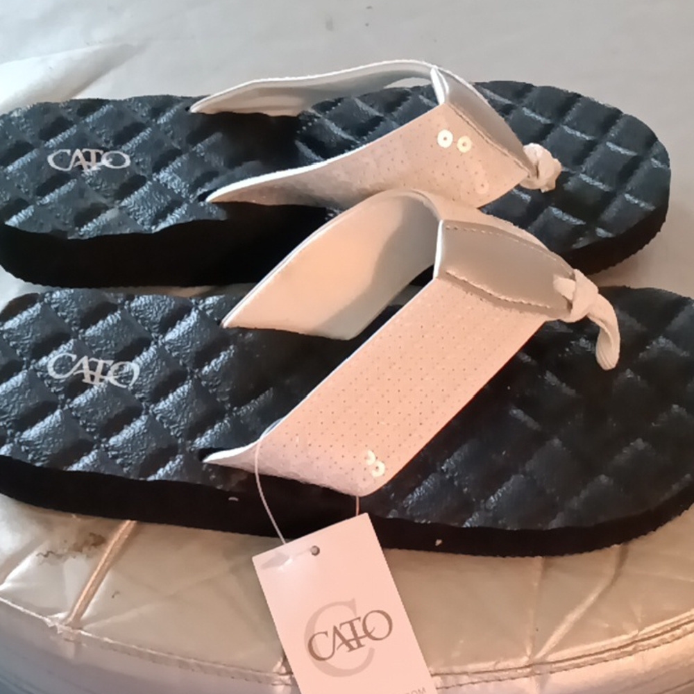 Cato Women's White Flip Flops